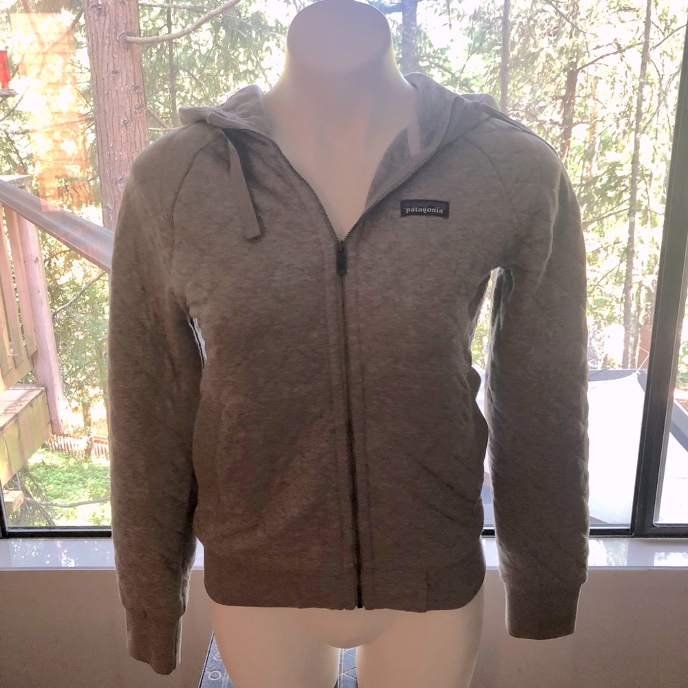 Patagonia quilted zip up hoodie